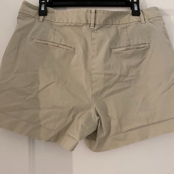 Ann Taylor Tailored Shorts Sz. 14 - Picture 4 of 5